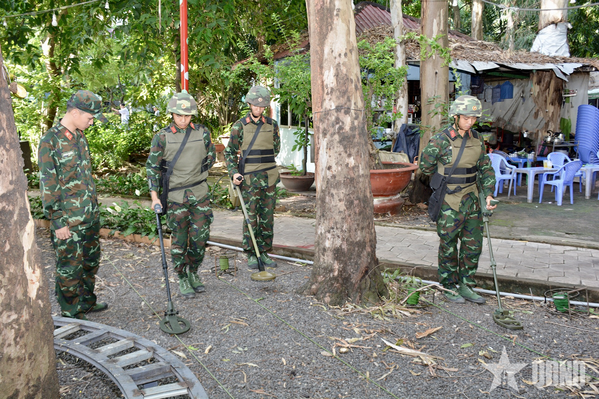 TP Hồ Chí Minh: Thăm dò, xác định vị trí chôn cất liệt sĩ tại Công viên Lê Thị Riêng